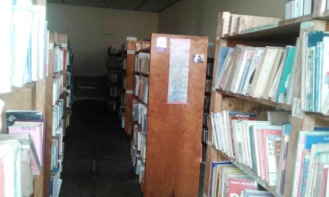 BIBLIOTHEQUE DE L'USCM